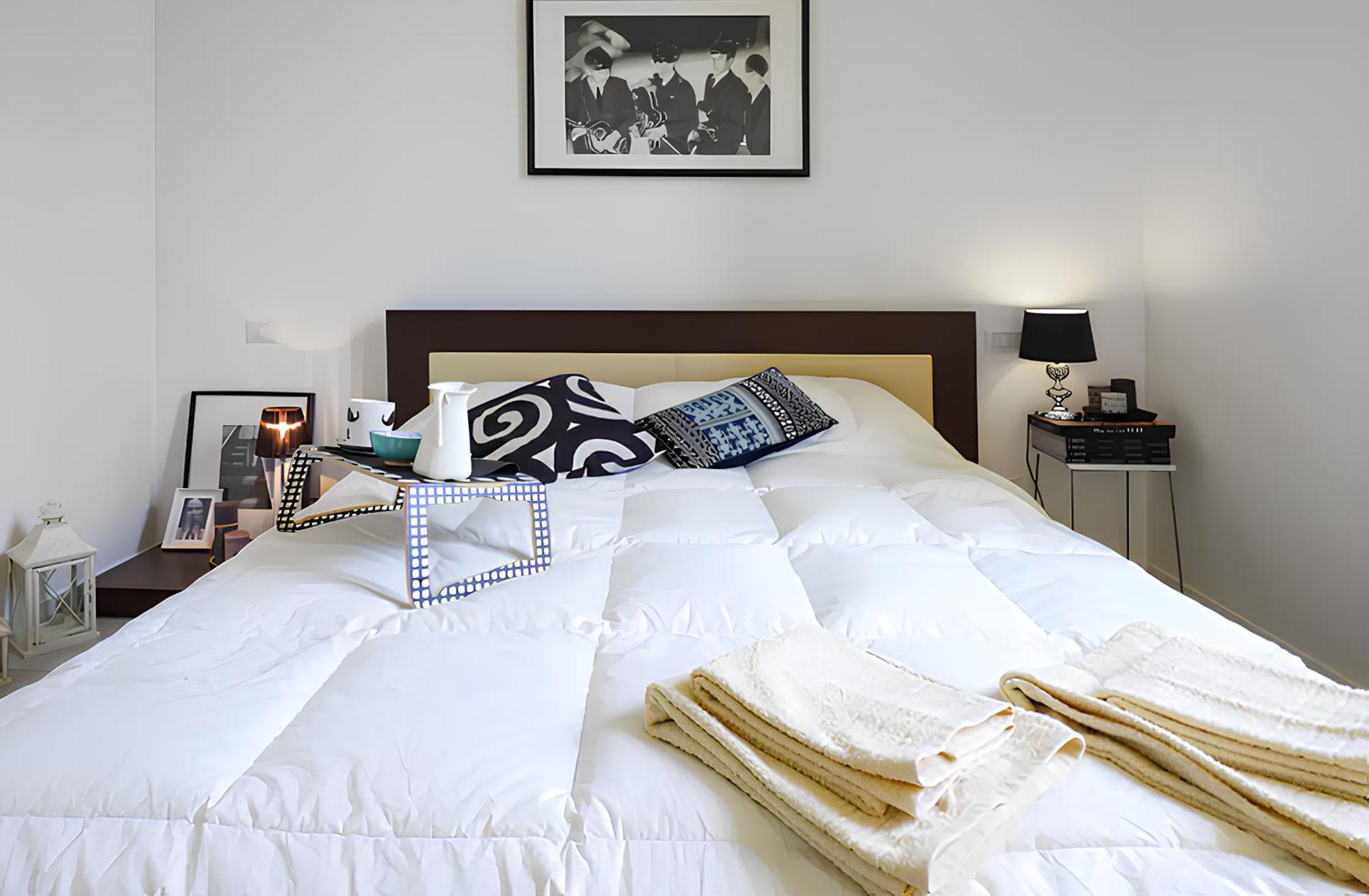Design District - Milan Apartment — Photos 3